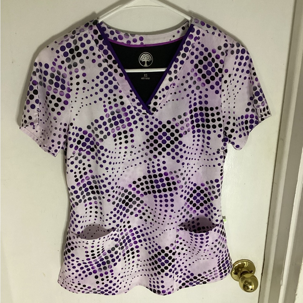 Healing hands gradient circles geo scrub top size XS